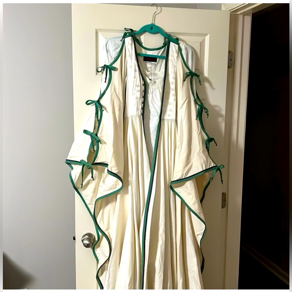 The Mega, by Moresca, Small/Long